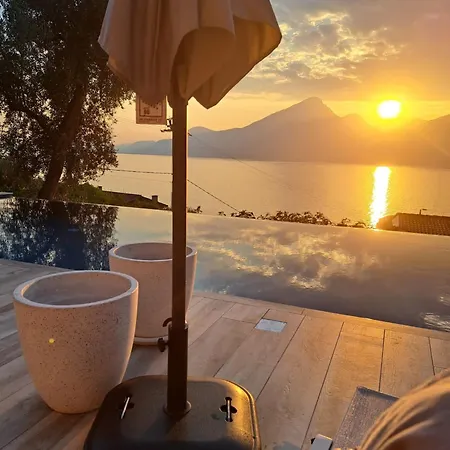 Villa Holzi Brenzone sul Garda Exterior photo