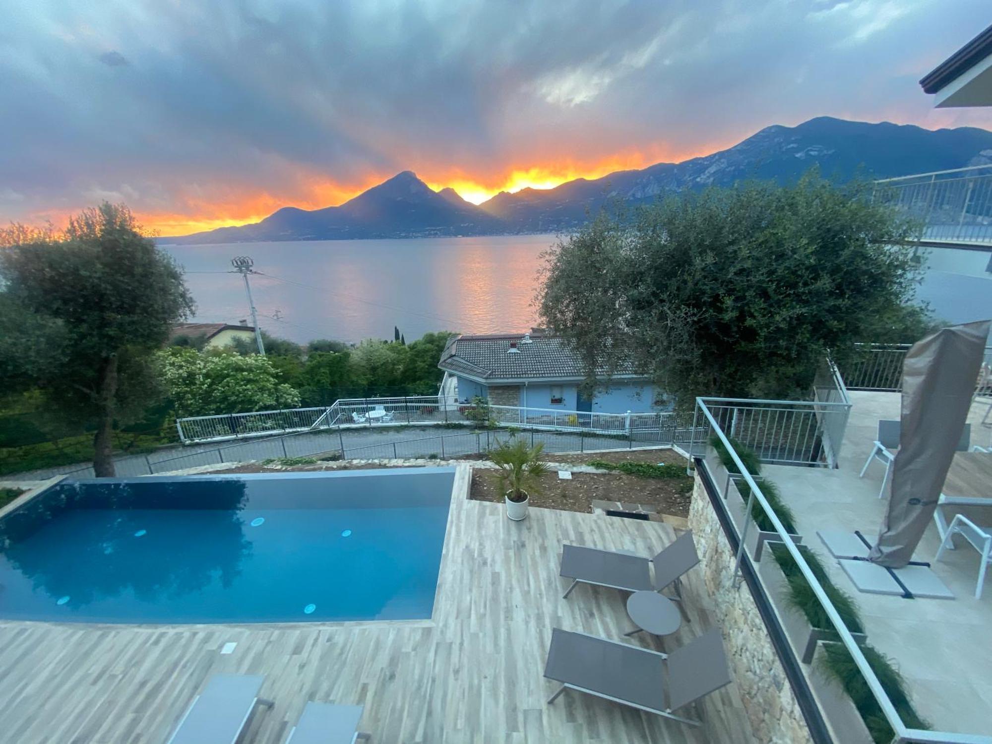 Holzi Apartment Brenzone sul Garda